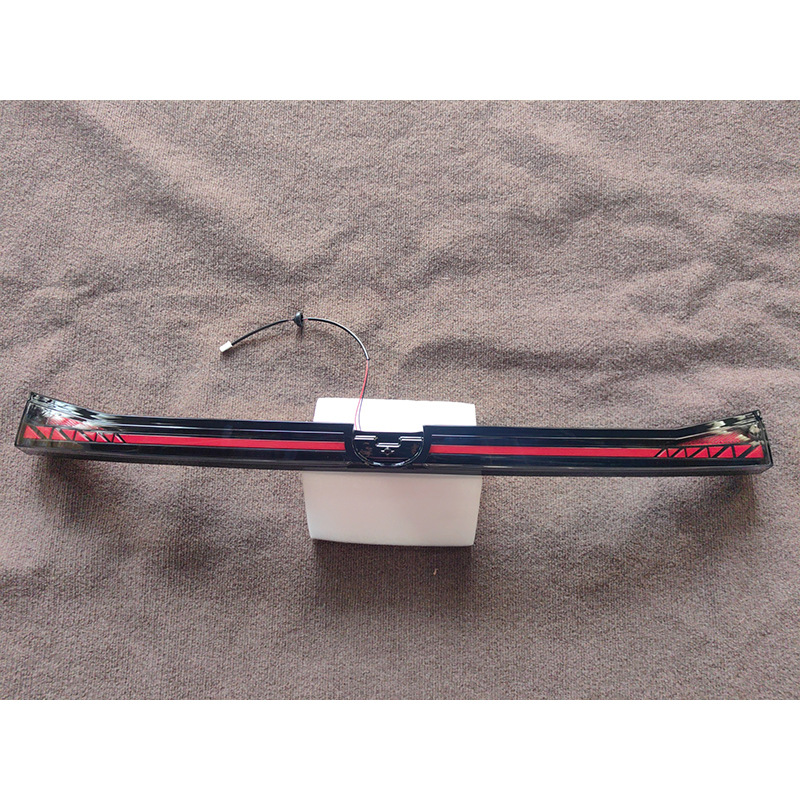 Rear Center Through-Type Tail Light for CHANGAN UNI-V, OEM C281F280503-0600-AA - Image 2