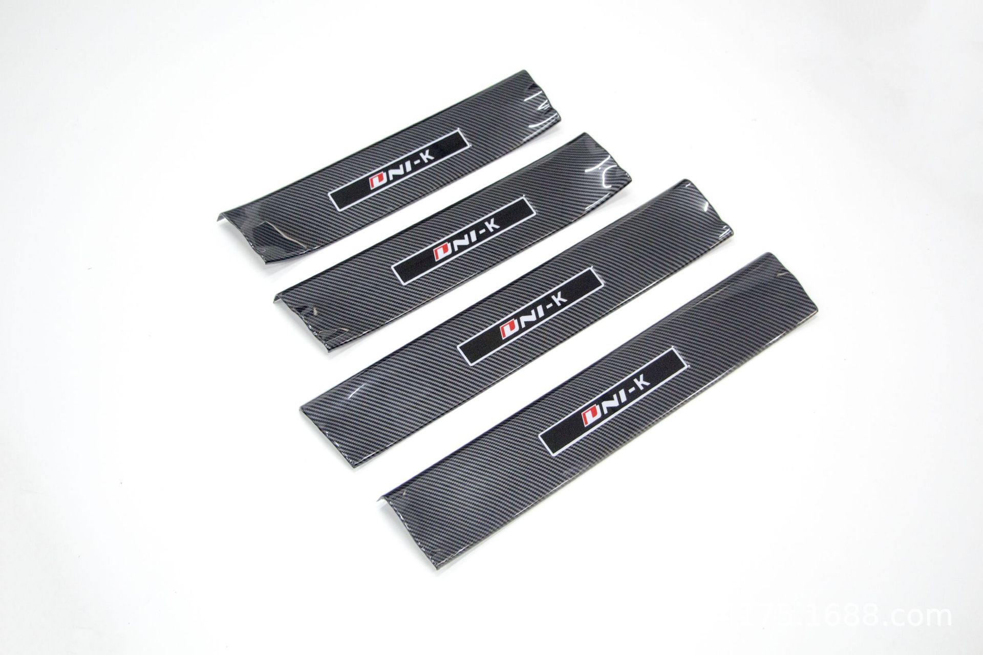 Carbon Fiber Style Inner and Outer Sill Scuff Plates for CHANGAN UNI-K - Image 5