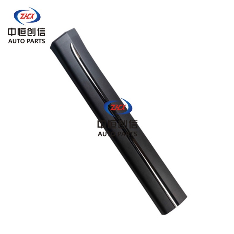 Front Door Outer Guard Assembly with Decorative Strip for CHANGAN OSHAN X7 - Image 4