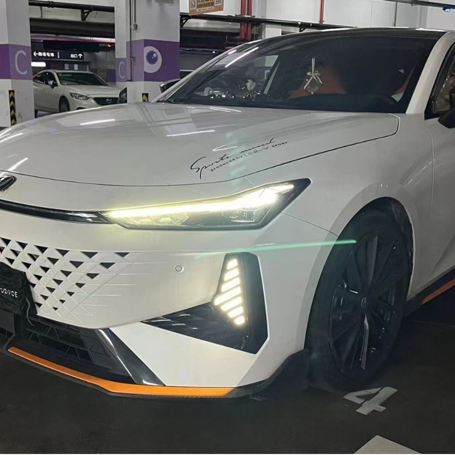 LED Daytime Running Lights and Front Fog Light Assembly with Sequential Flowing Signal for 2024 CHANGAN UNI-V - Image 3