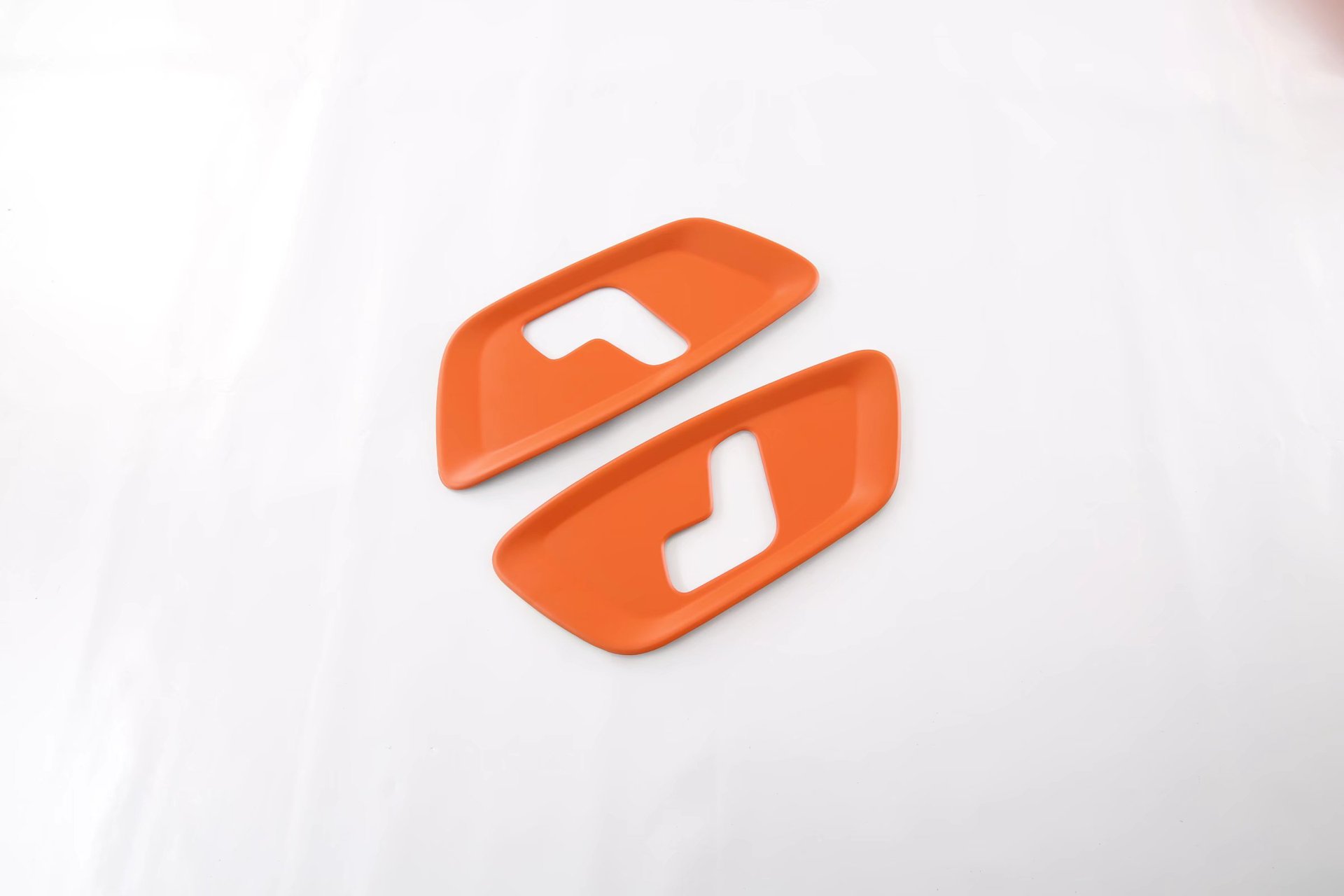 Interior and Exterior Accent Trim Set for CHANGAN UNI-V - Fuel Tank Cap and Seat Adjustment Panel Accessories - Image 3