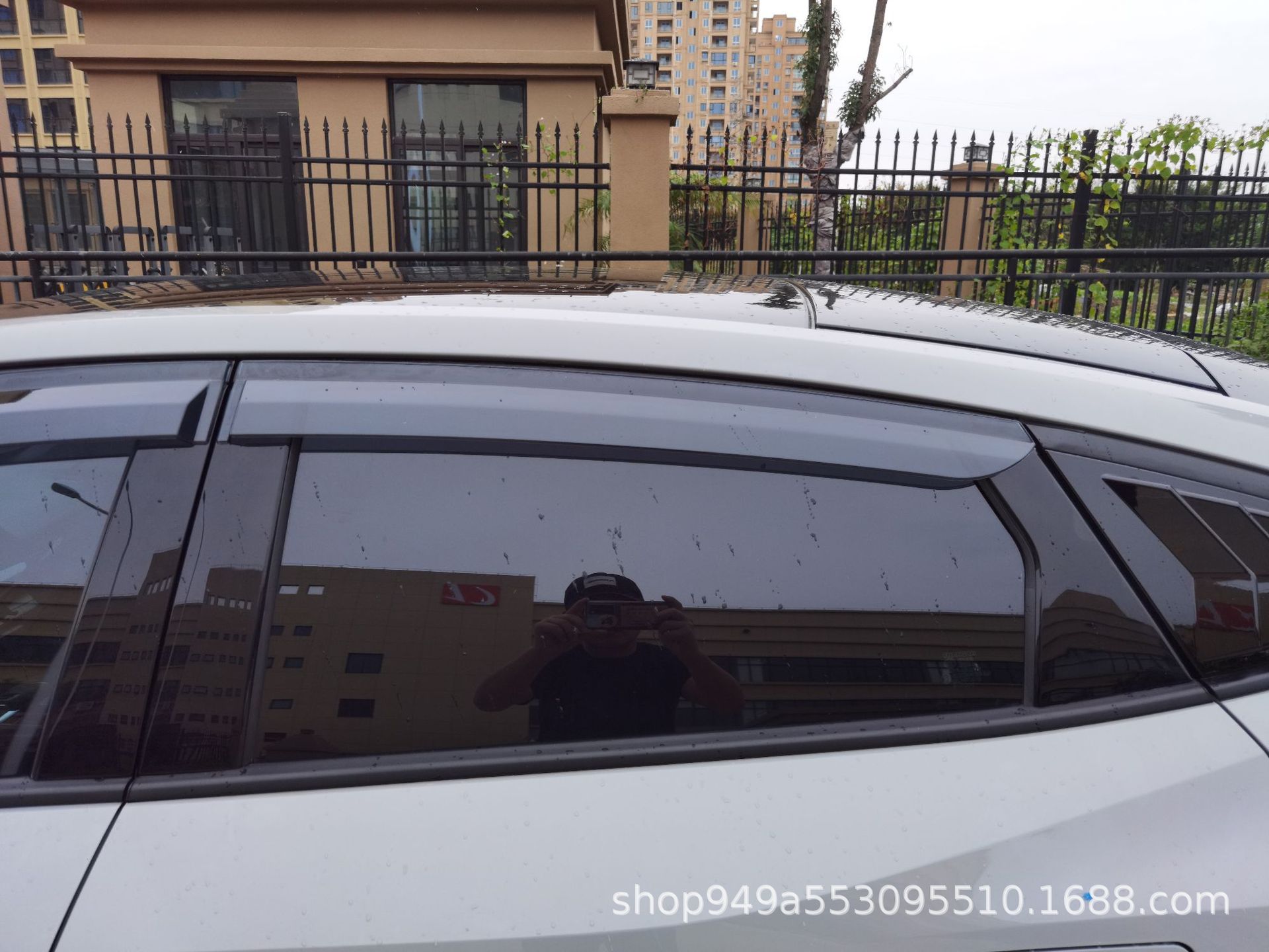 Black Window Rain Guard Vent Visor Deflectors for CHANGAN UNI-V - Image 3