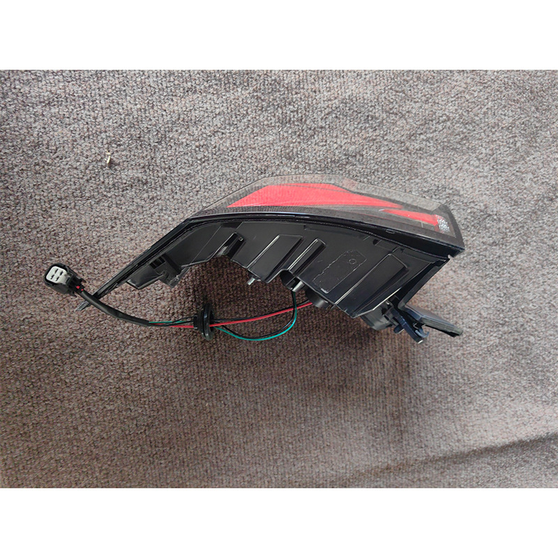 Rear Full-Width Through Tail Light and Brake Lamp for CHANGAN UNI-V, Part 4133010-DE01 - Image 3