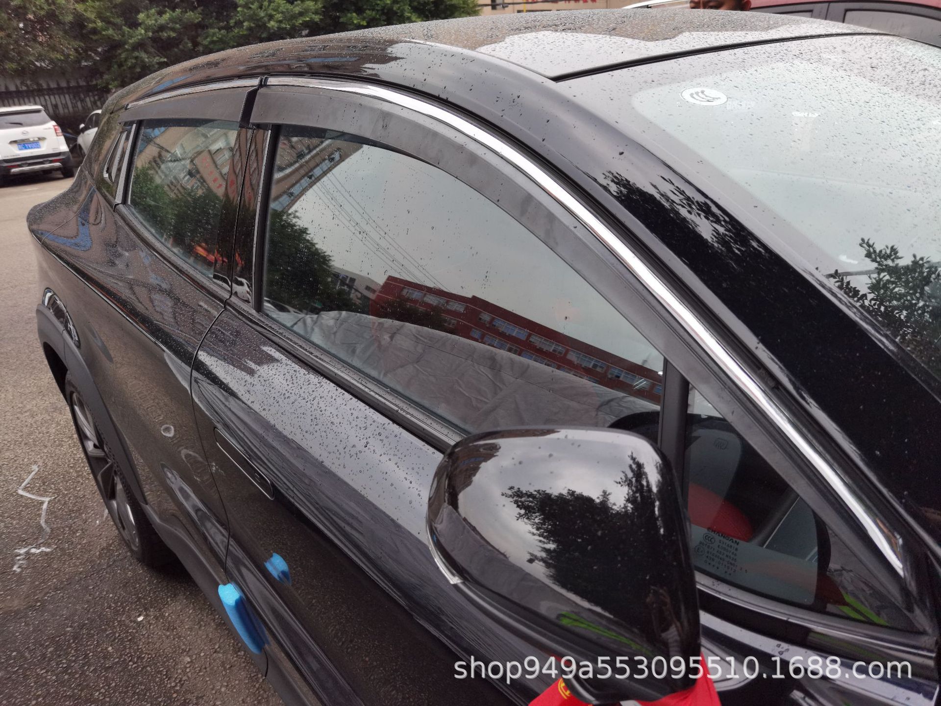 Window Rain Guard Deflectors with Stainless Steel Trim for CHANGAN UNI-T (2020-Present) - Image 2