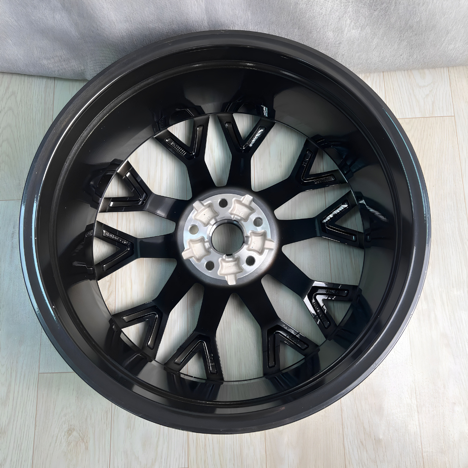 20 Inch Aluminum Alloy Wheel Hub for CHANGAN UNI-T (8J, 5x114.3, ET42) - Image 2