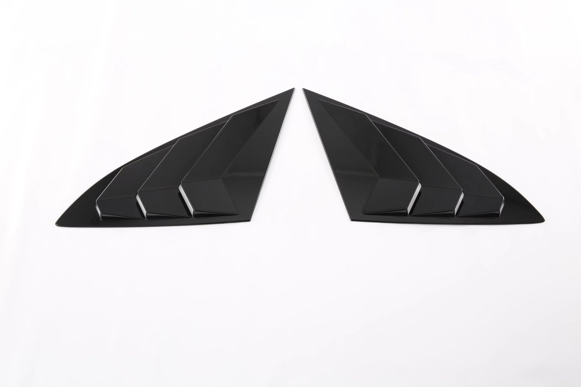 Interior and Exterior Styling Accessories for CHANGAN UNI-V - Carbon Fiber Style & Stainless Steel - Image 4