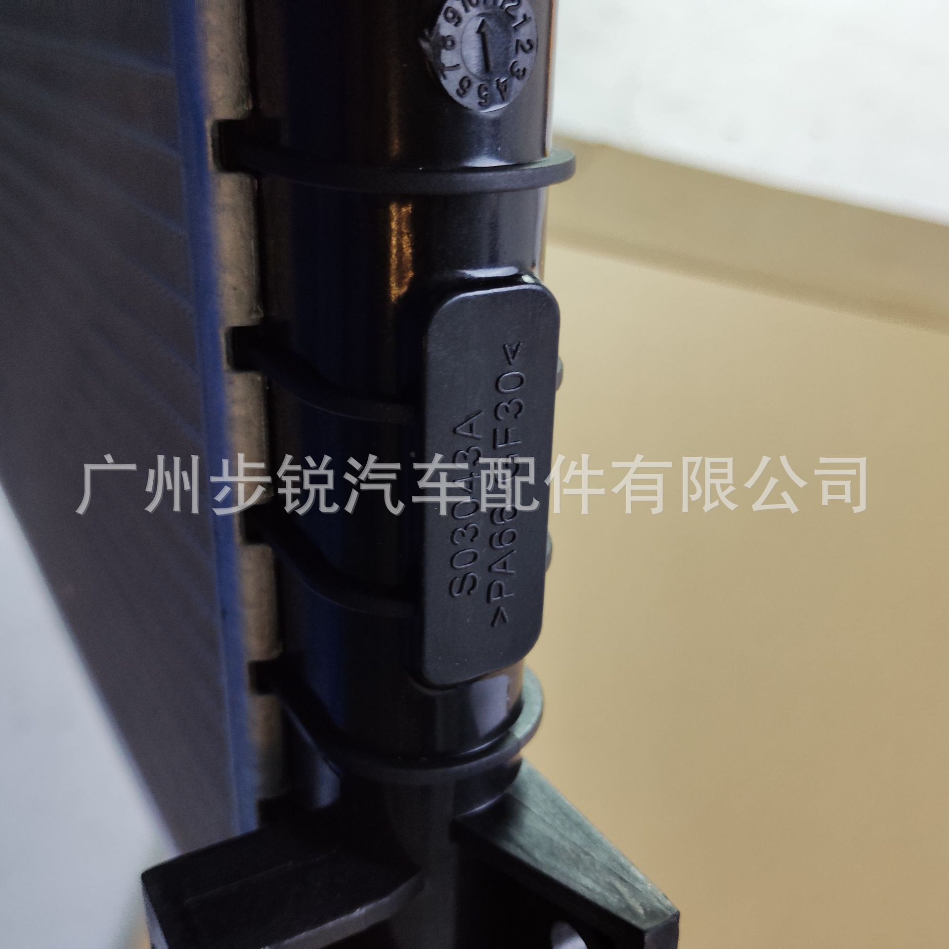 Low Temperature Radiator Water Tank for CHANGAN UNI-K 2.0T 2021-Present - Image 3