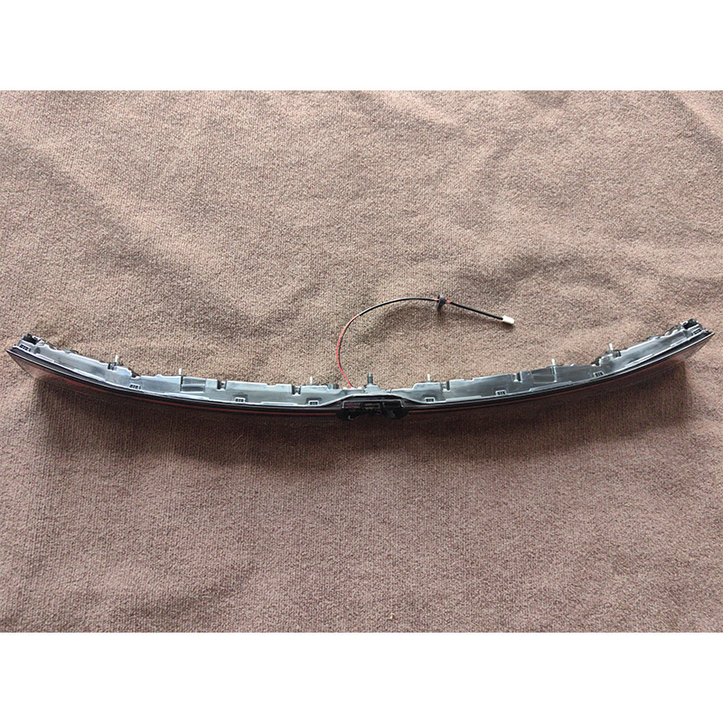 Rear Center Through-Type Tail Light for CHANGAN UNI-V, OEM C281F280503-0600-AA - Image 4