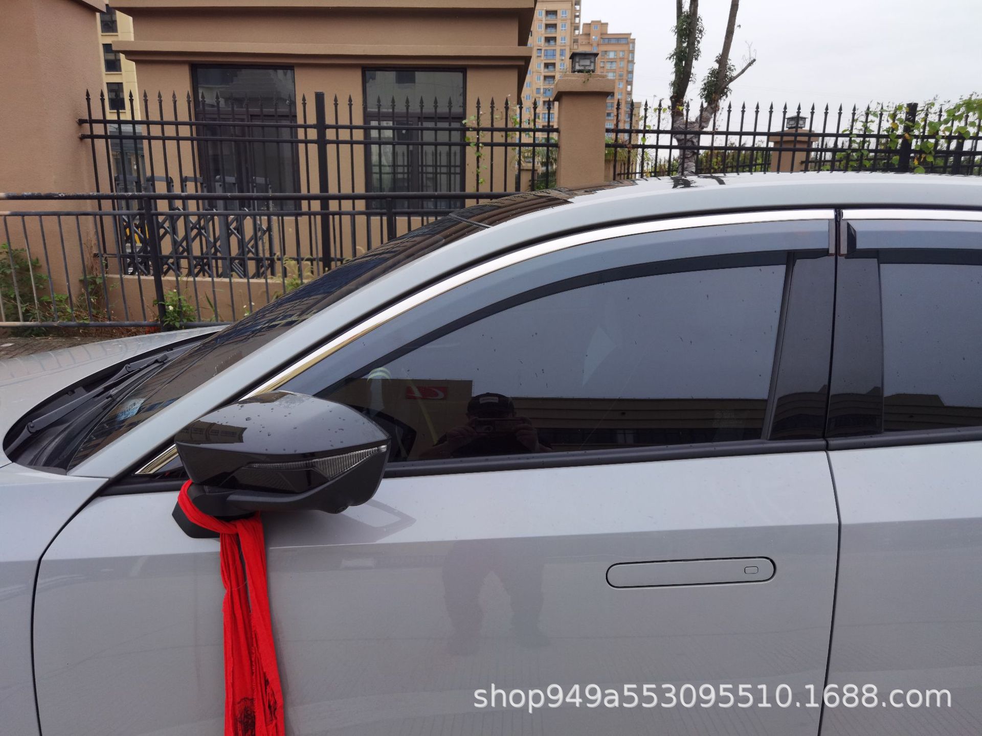 Extended Window Rain Guard Deflectors with Stainless Steel Trim for CHANGAN UNI-V - Image 3