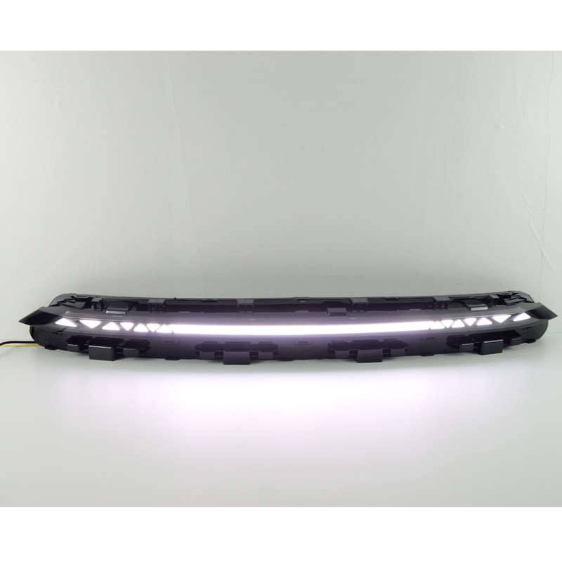 Front Grille LED Fog Lights with Streamer DRL for CHANGAN UNI-V 2024-2025 - Image 2