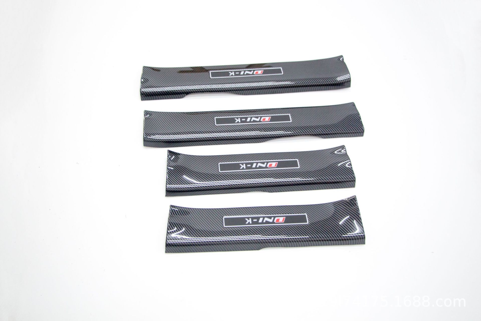 Carbon Fiber Style Inner and Outer Sill Scuff Plates for CHANGAN UNI-K - Image 3