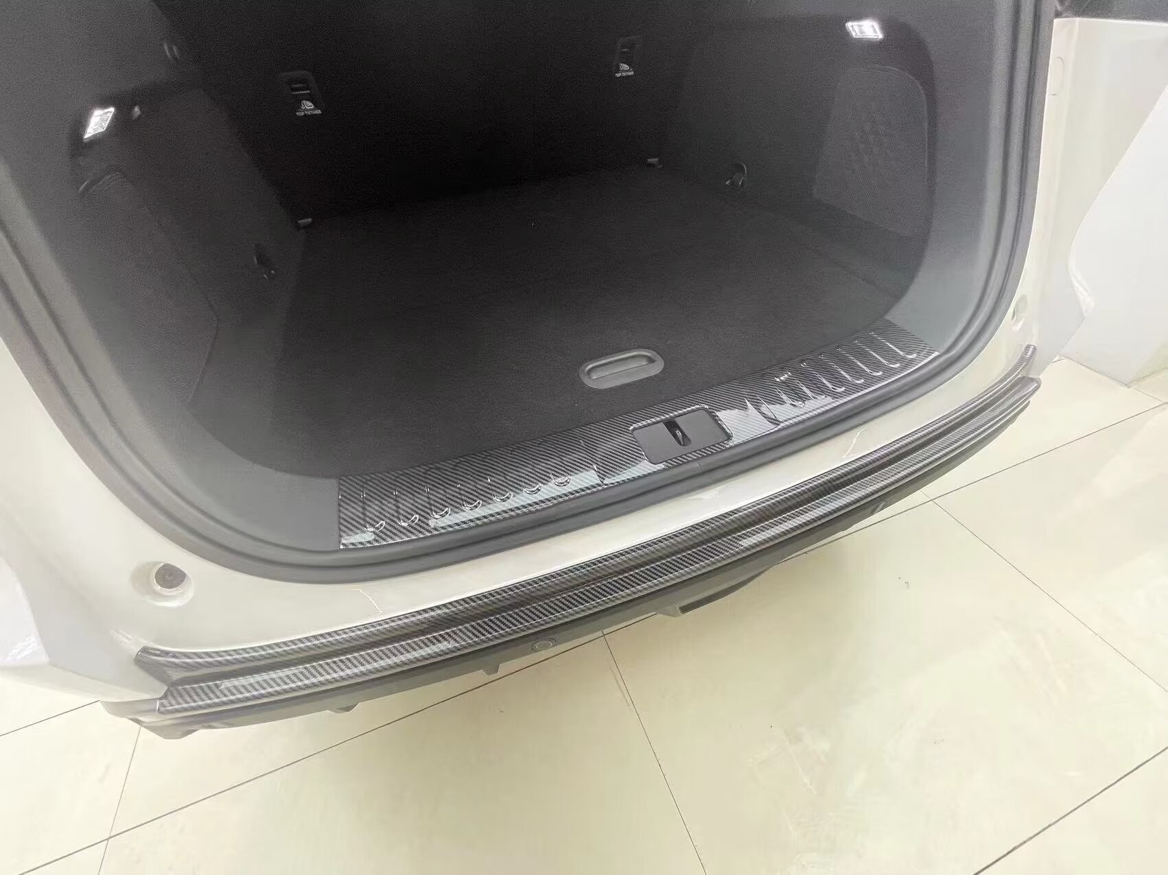 Rear Bumper Inner and Outer Sill Guard Protector Carbon Fiber Style for DEEPAL S07 (2023+) - Image 3
