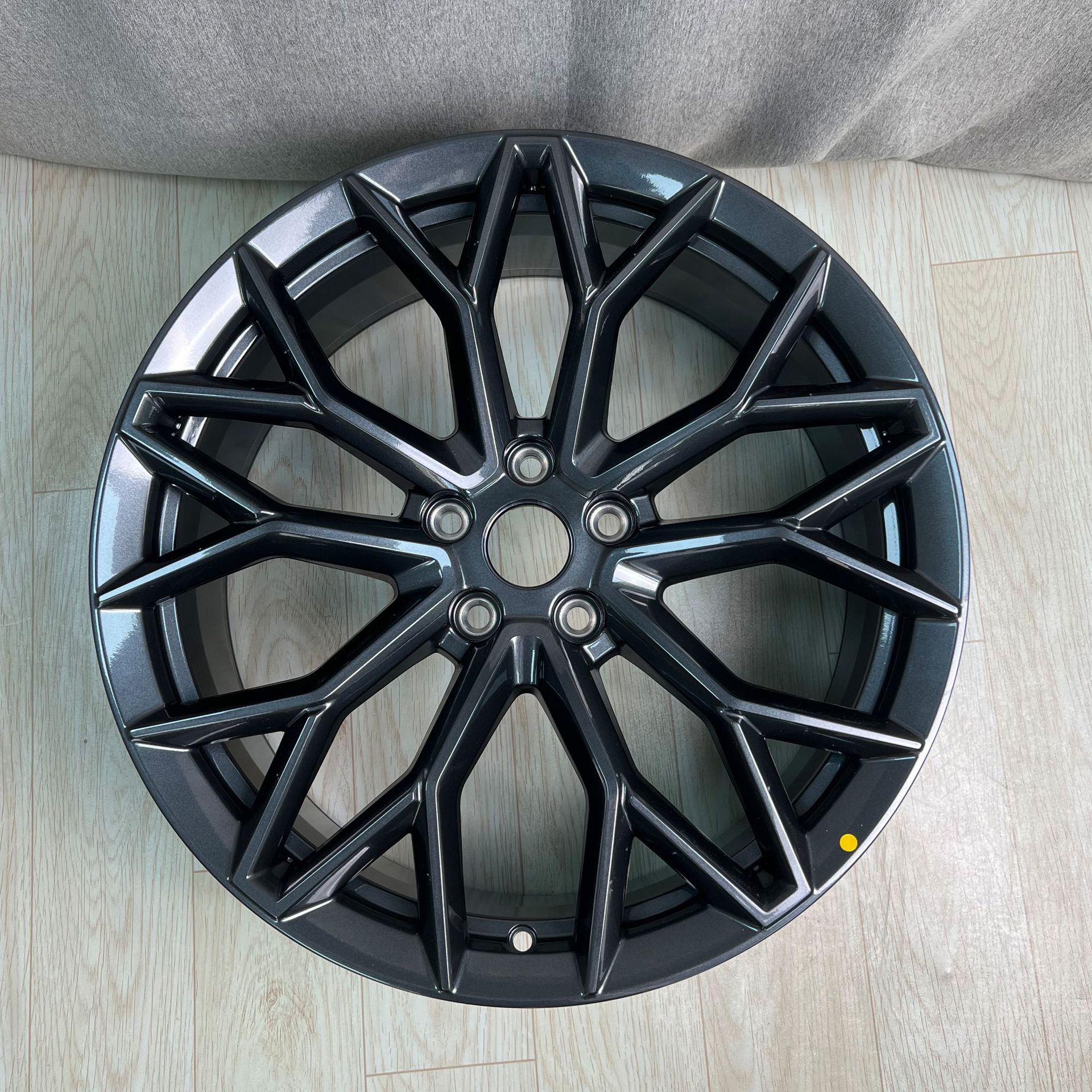 Original 20-Inch Aluminum Alloy Wheel Rim (20x8J, 5x114.3) for CHANGAN UNI-T - Image 2