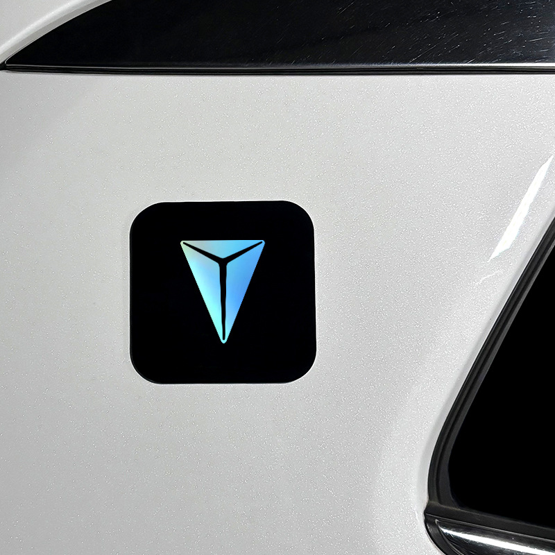 Reflective Fuel Tank Cap Decorative Decal for DEEPAL S07 SL03 and CHANGAN NEVO G318 - Image 2