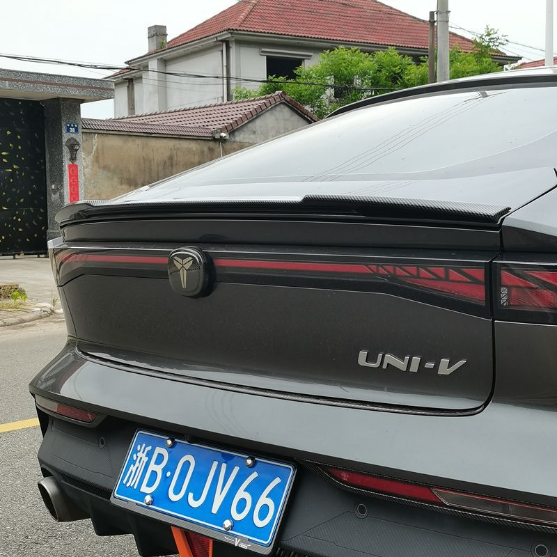 Rear Trunk Blade Spoiler Wing ABS Carbon Fiber Style for CHANGAN UNI-V - Image 3
