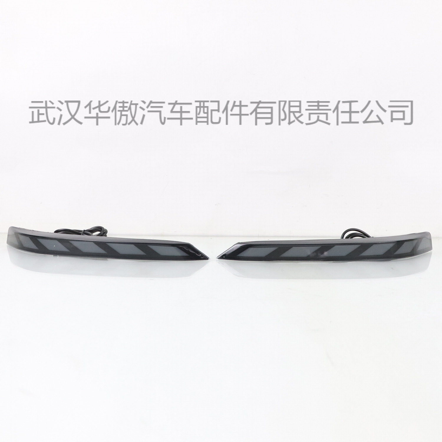 LED Rear Bumper Streamer Fog and Brake Light Assembly for CHANGAN UNI-T 2020-2023 - Image 2