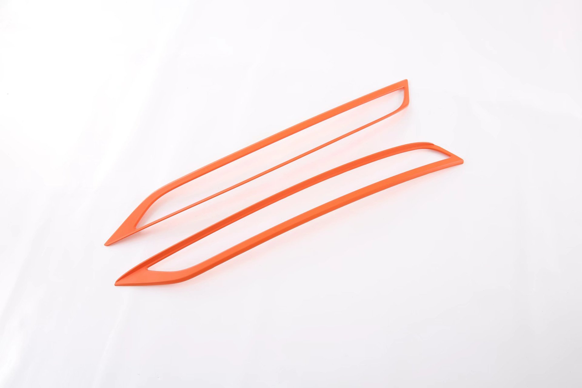 Interior and Exterior Decorative Trim and Lighting for CHANGAN UNI-V Support Applications - Image 3
