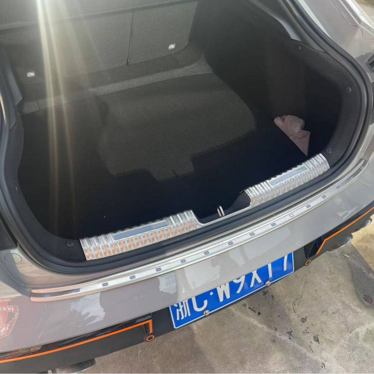 Window Deflectors with Stainless Steel Trim for CHANGAN UNI-V 2022+ (Extended Version), 4-Piece Set - Image 3