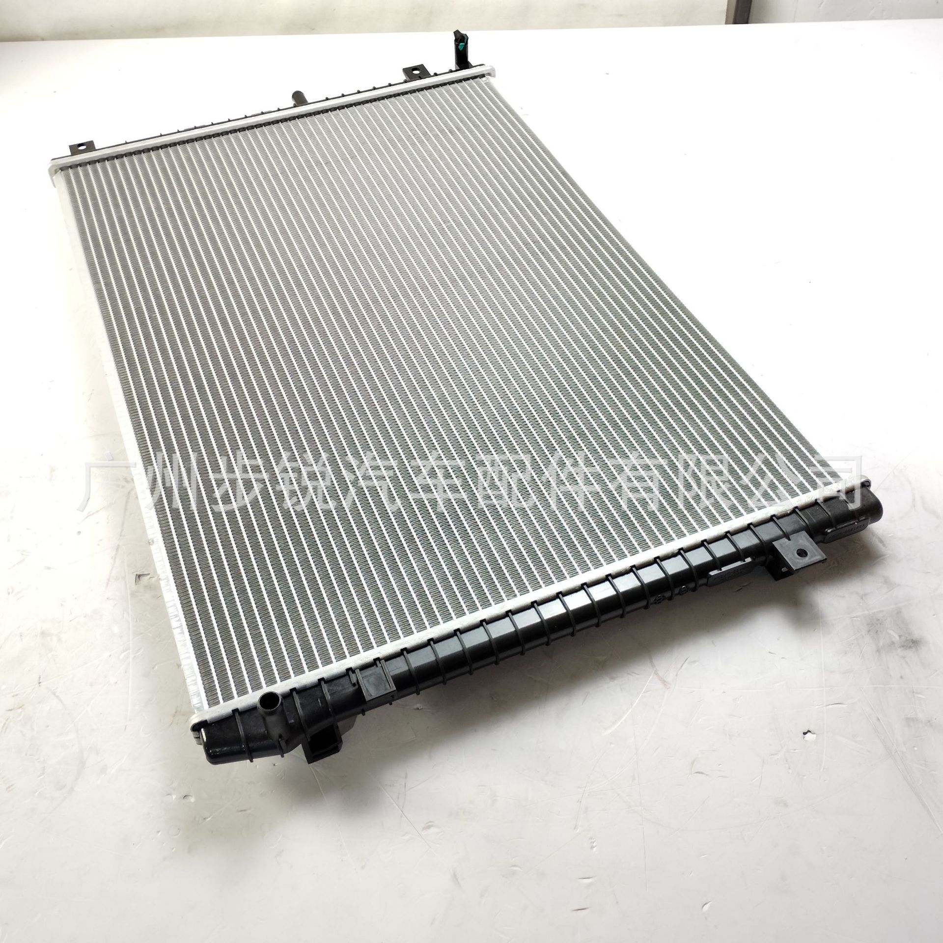 Low Temperature Radiator Water Tank for CHANGAN UNI-K 2.0T 2021-Present - Image 2